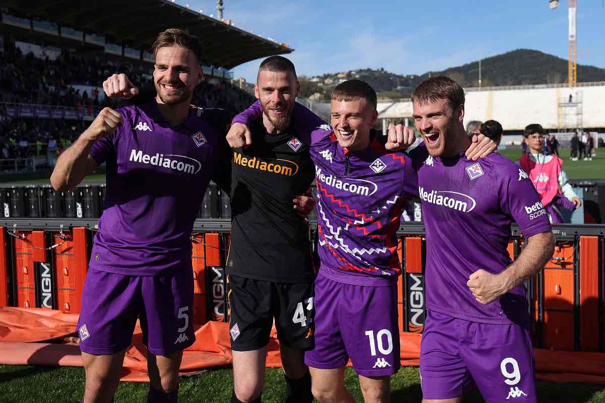 Pongracic, De Gea, Gudmundsson e Beltrán festeggiano la vittoria in Fiorentina-Atalanta