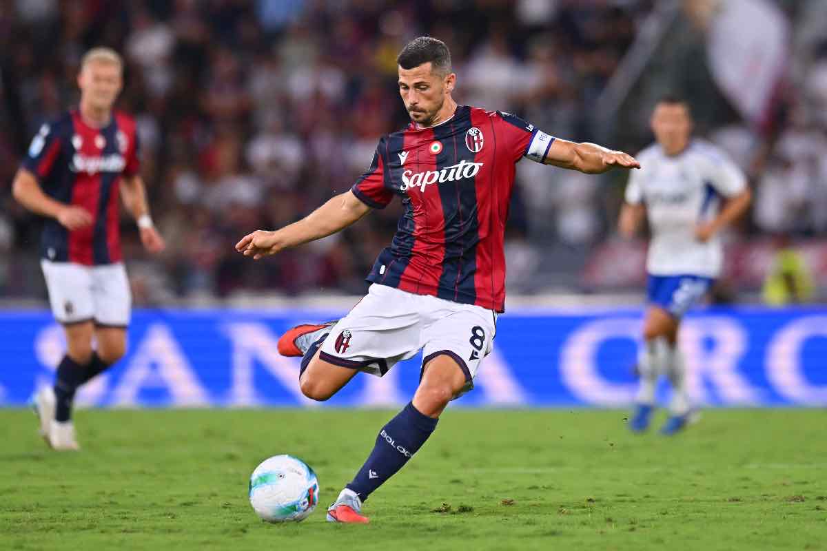 Remo Freuler in azione durante Bologna-Como