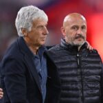 Gian Piero Gasperini e Vincenzo Italiano durante Bologna-Atalanta nel 2024