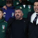 Gennaro Gattuso canta l’inno nazionale prima di Italia-Irlanda del Nord