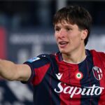 Giovanni Fabbian esulta dopo il gol in Bologna-Sassuolo