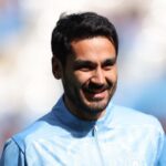 Gundogan sorridente in primo piano
