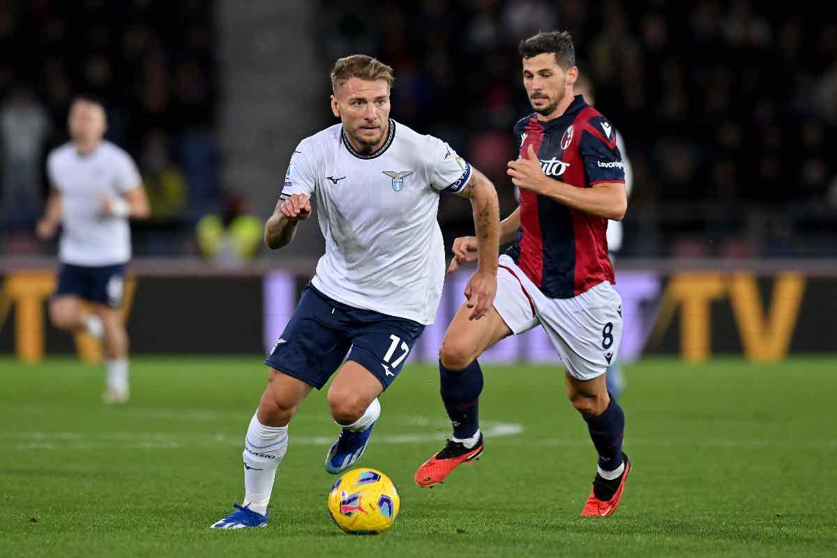 Immobile e Freuler durante Bologna-Lazio nel 2023