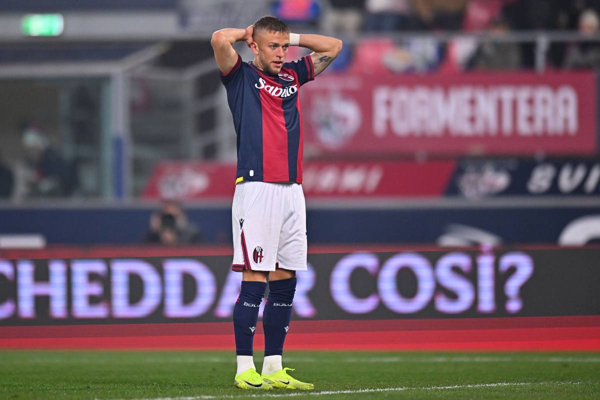 Jesper Karlsson con la maglia del Bologna