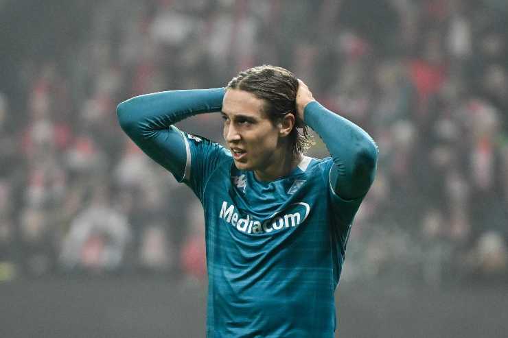 Jacopo Fazzini con la maglia della Fiorentina