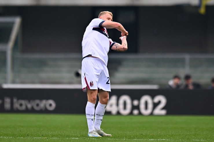 Odgaard esulta dopo un gol