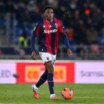 Jhon Lucumí in azione durante Bologna-Juventus