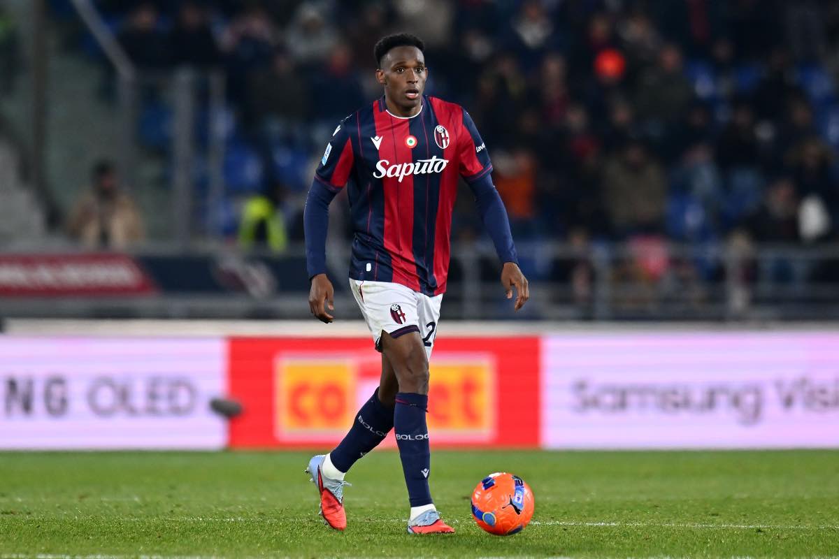 Jhon Lucumí in azione durante Bologna-Juventus