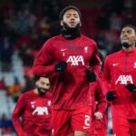 Joe Gomez si scalda