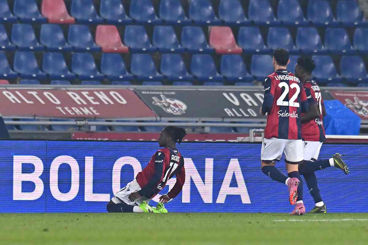 Rowe esulta dopo il gol