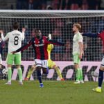 Rowe esulta dopo il gol