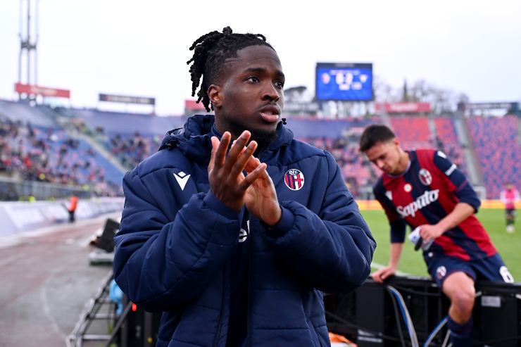 Rowe saluta i tifosi