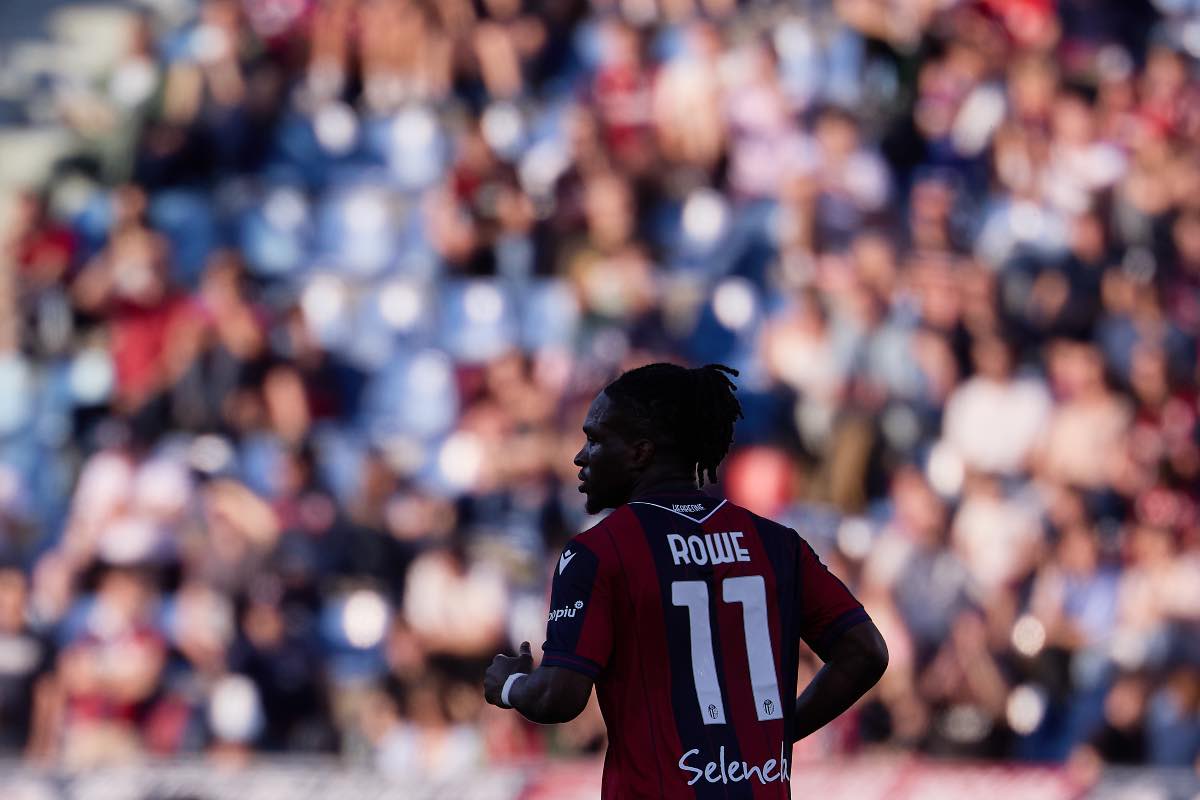 Calciomercato, nuova offerta dalla Premier League per Rowe: la risposta del Bologna