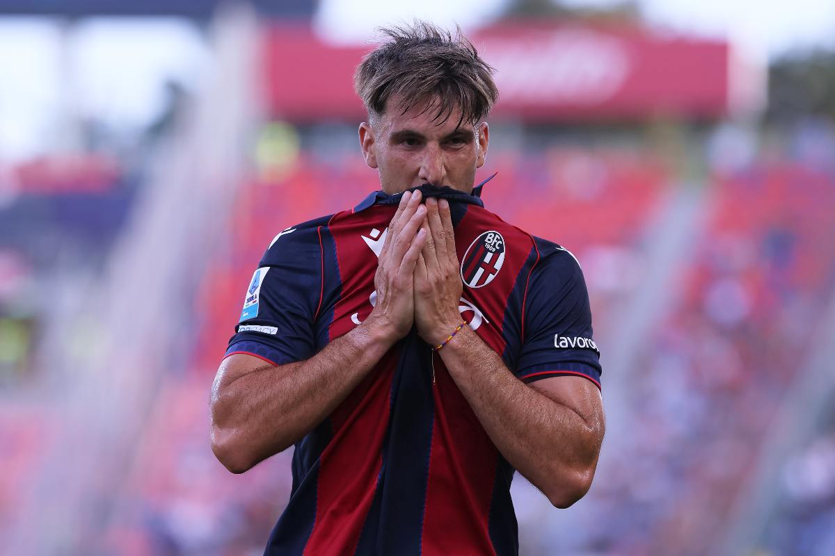 Tentativo della Juventus per Miranda: la risposta del Bologna