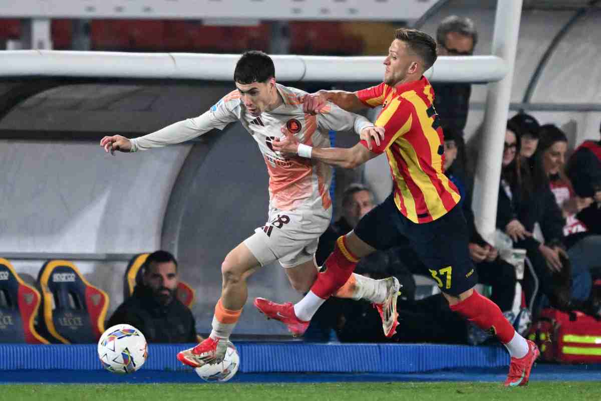 Karlsson con la maglia del Lecce