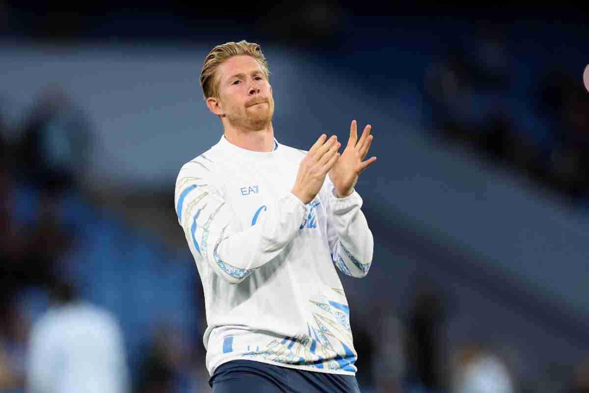Napoli, De Bruyne si allena a Castelvolturno: c’è la data del ritorno in campo