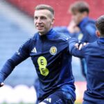 Lewis Ferguson durante un allenamento con la Scozia