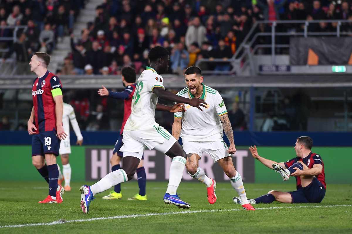 Pellegrini esulta dopo il gol