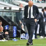 Luciano Spalletti a capo chino