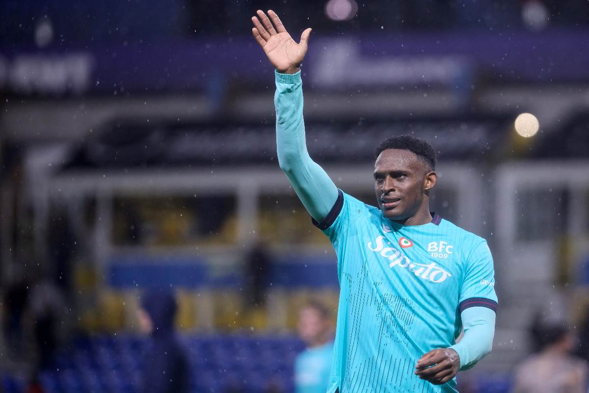 Jhon Lucumi of Bologna FC celebrates winning the match against Parma during the Serie A match between Parma Calcio 1913 and Bologna FC 1909 at Stadio Ennio Tardini on November 02, 2025 in Parma, Italy.