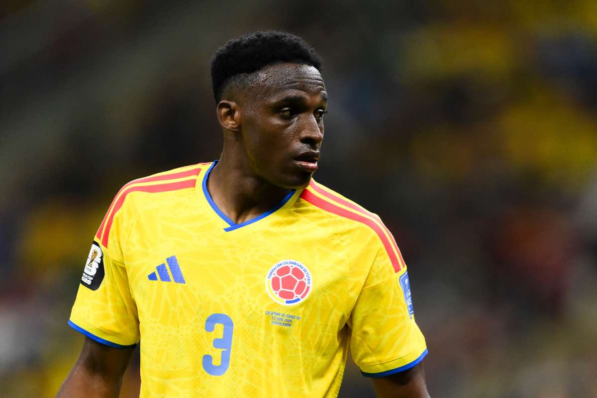 Jhon Lucumí durante Colombia-RD Congo