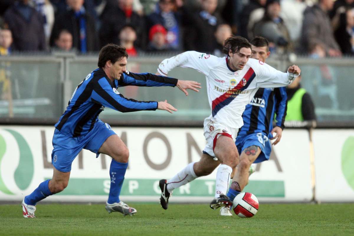 Luigi Lavecchia con la maglia del Bologna