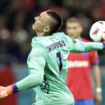 Lukasz Skorupski rilancia il pallone