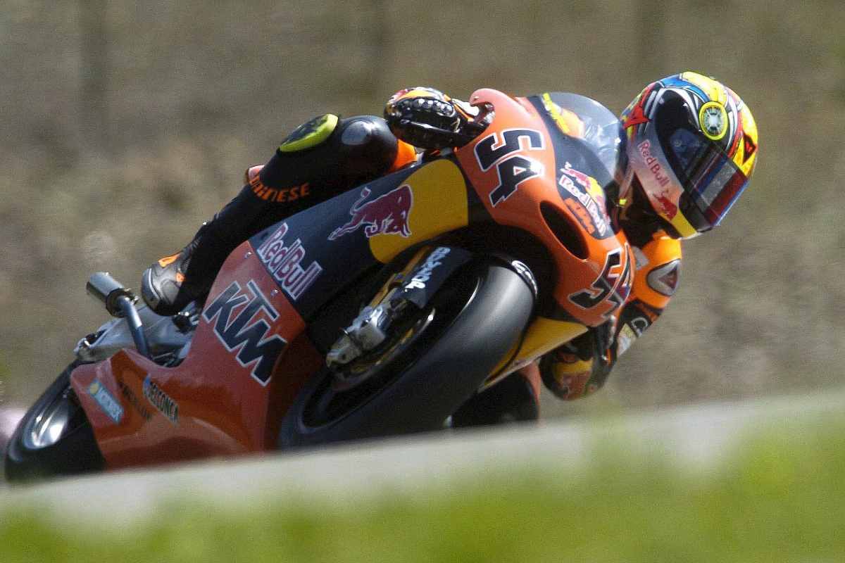 Manuel Poggiali in sella alla KTM