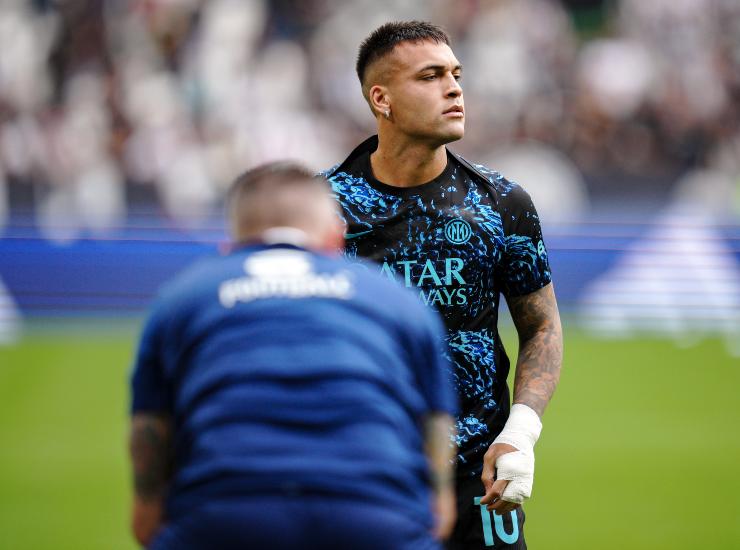 Lautaro durante un riscaldamento