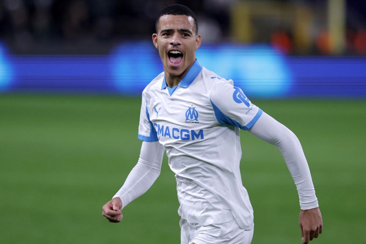 Greenwood esulta dopo il gol