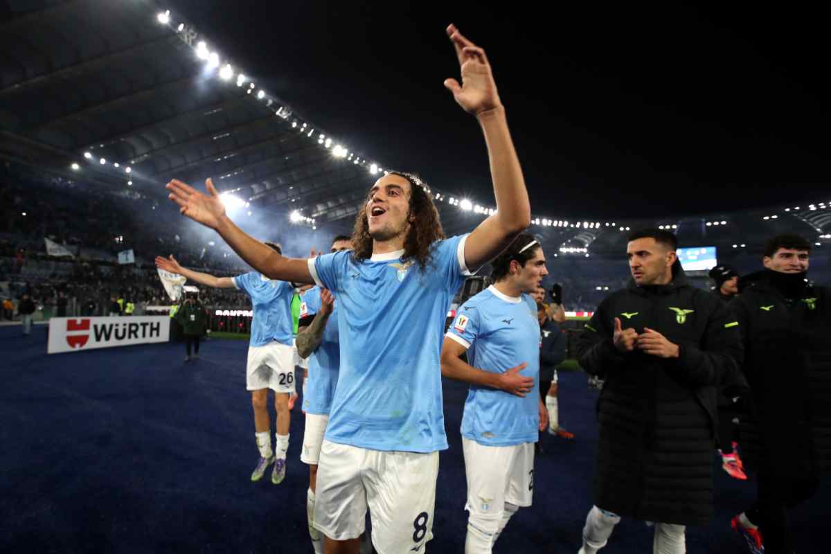 Guendouzi mentre esulta