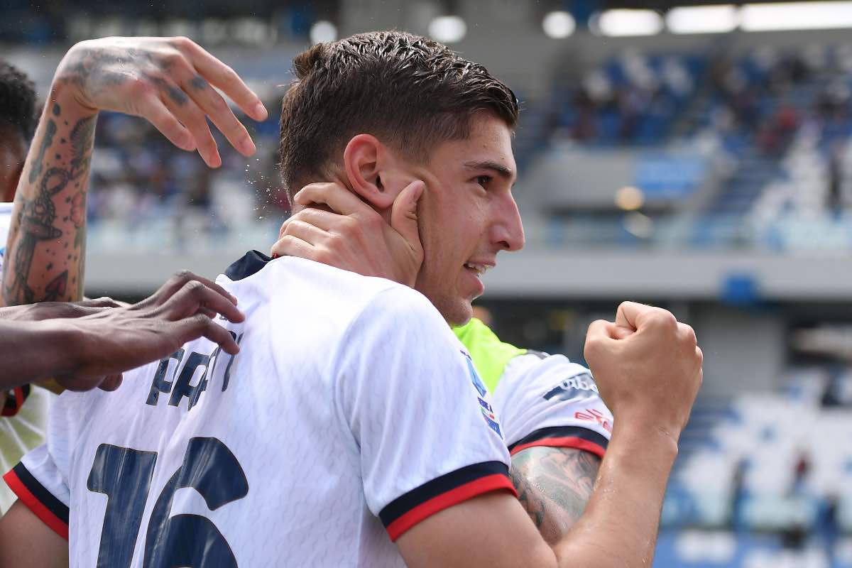 Matteo Prati esulta dopo il gol in Sassuolo-Cagliari