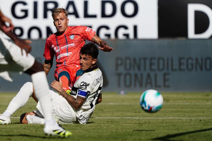 Felici in azione da gol