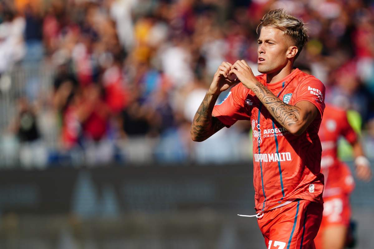 Mattia Felici esulta dopo un gol