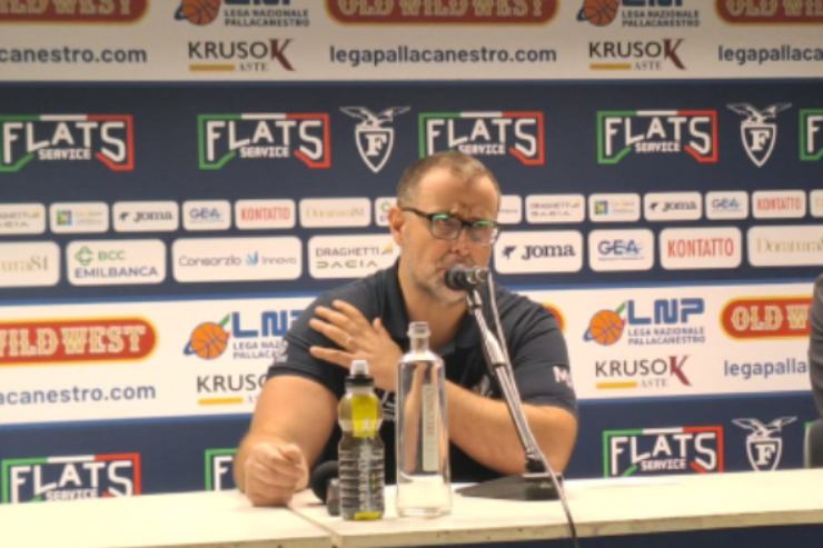 Mattia Ferrari in conferenza stampa