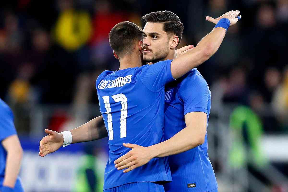 Mavropanos con la maglia della Grecia