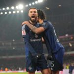 Mazraoui esulta dopo una rete