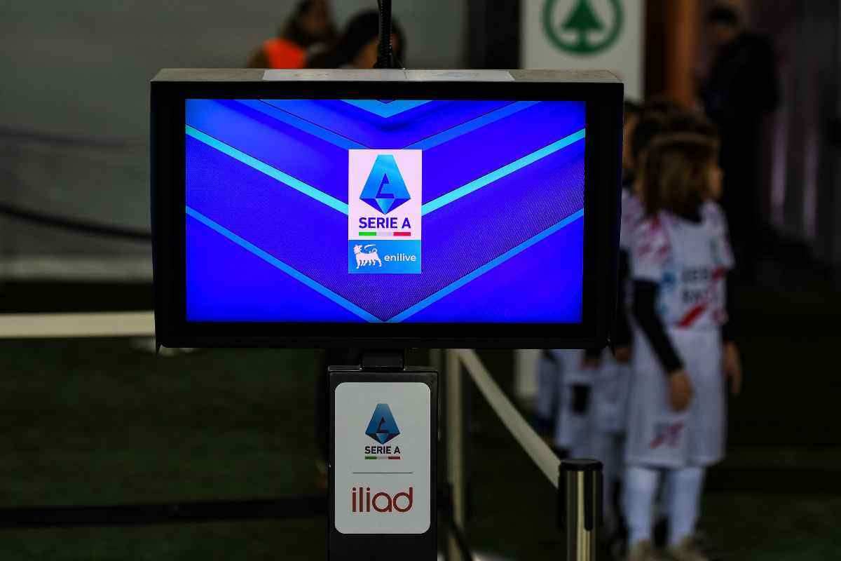 Arbitro e VAR nel caos: un finale di gara che riaccende il dibattito