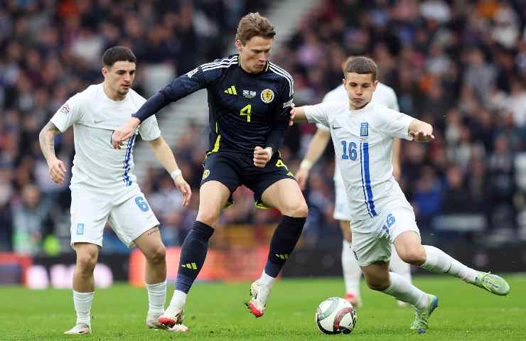 Mouzakitis contro McTominay