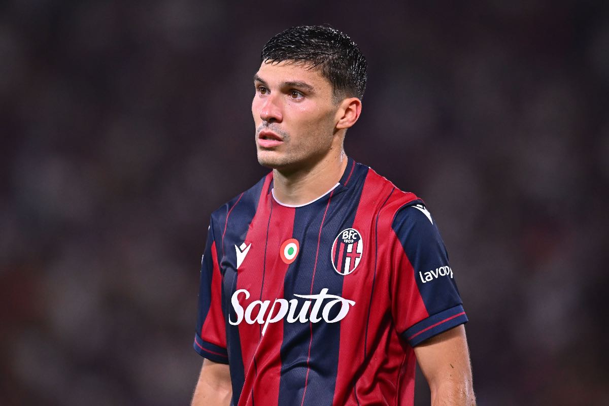 Nicolò Cambiaghi con la maglia del Bologna