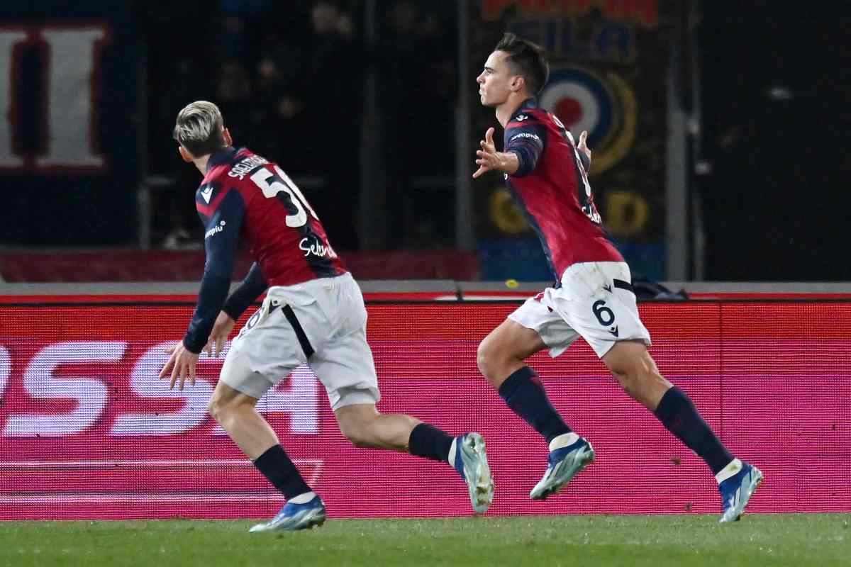 Moro esulta dopo un gol