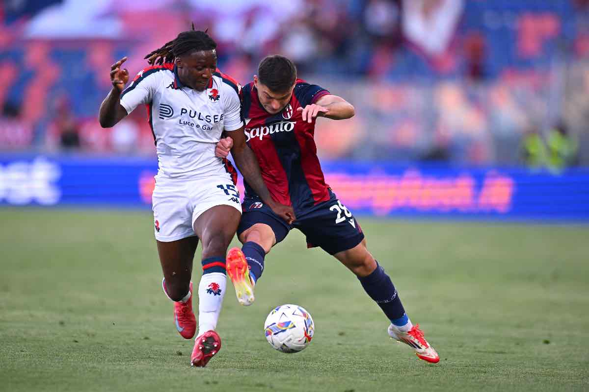 Nicolò Cambiaghi a contrasto con Northon-Cuffy