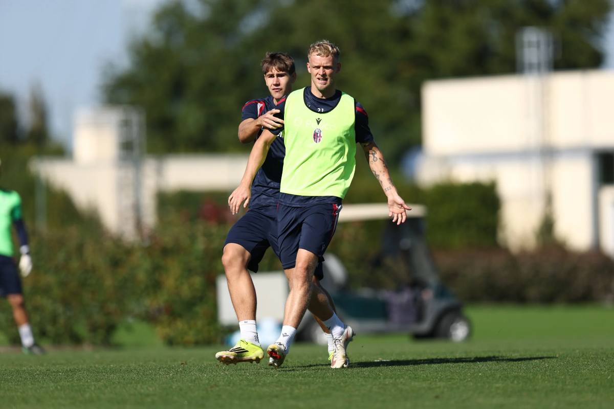 Bologna, l’allenamento di oggi: Odgaard torna in gruppo