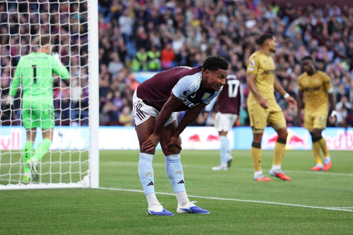 Ollie Watkins rammaricato durante Aston Villa-Crystal Palace