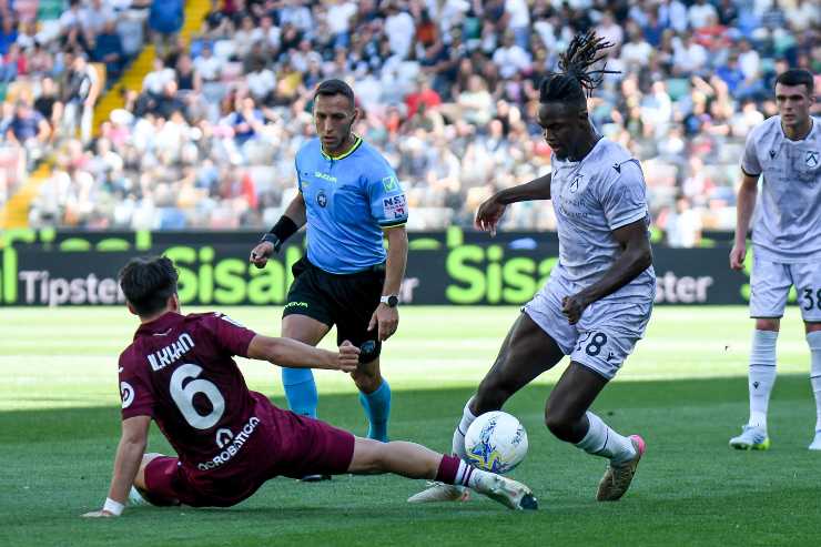 Oumar Solet in dribbling
