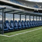 Una Panchina in uno stadio