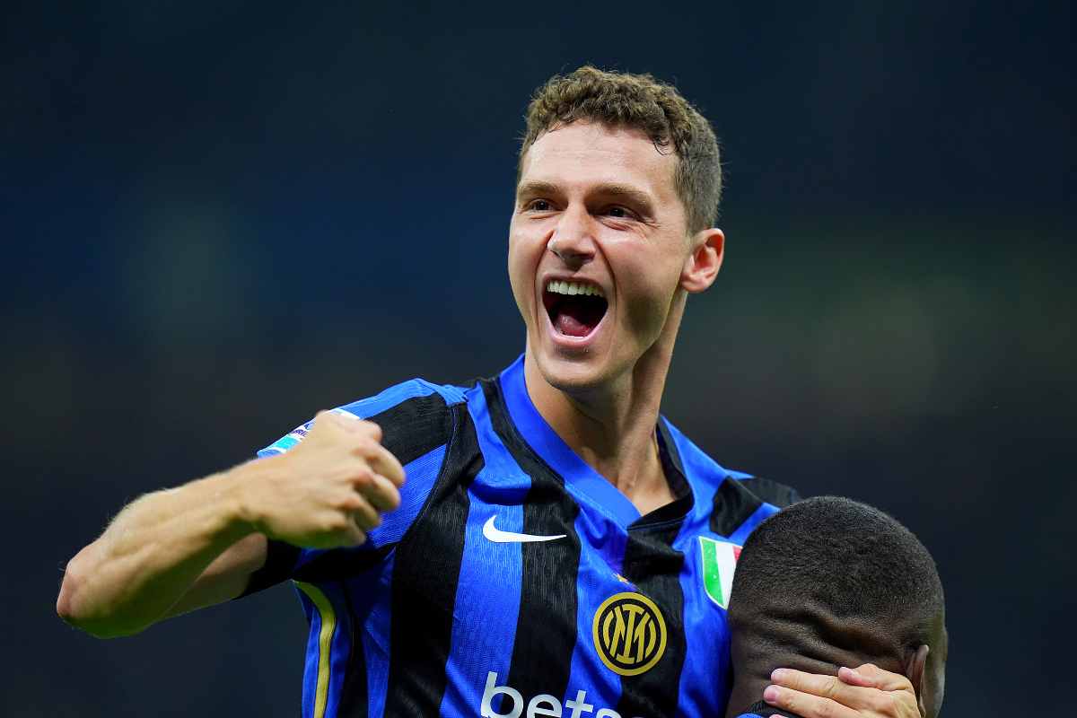 Pavard esulta dopo una rete