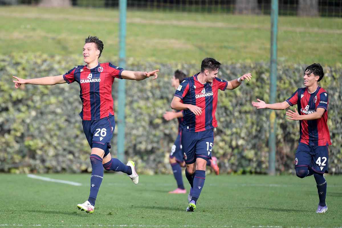 Markovic esulta dopo il gol