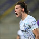 Pio Esposito esulta dopo un gol