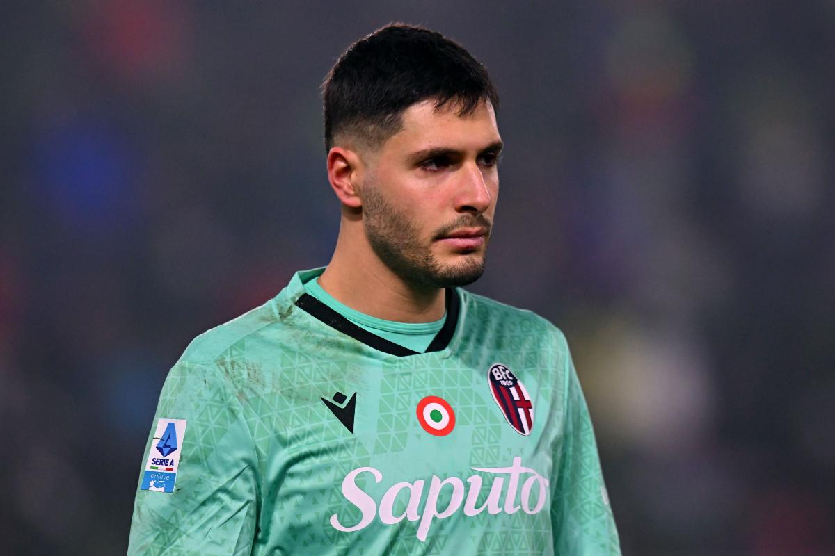 BOLOGNA, ITALY - FEBRUARY 03: Federico Ravaglia of Bologna FC during the Serie A match between Bologna FC 1909 and AC Milan at Renato Dall'Ara Stadium on February 03, 2026 in Bologna, Italy.